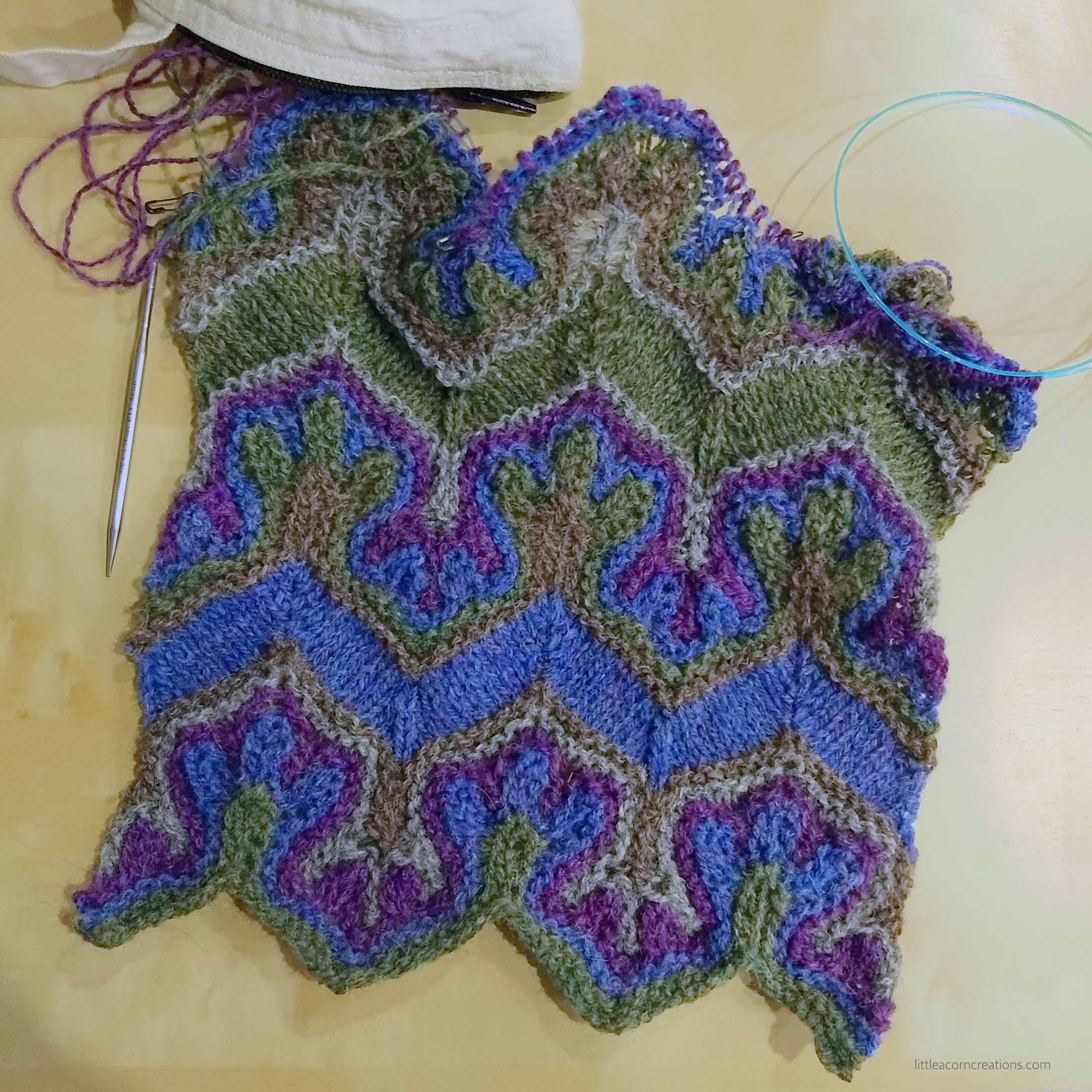 foxpaws in progress, pattern by xandy peters