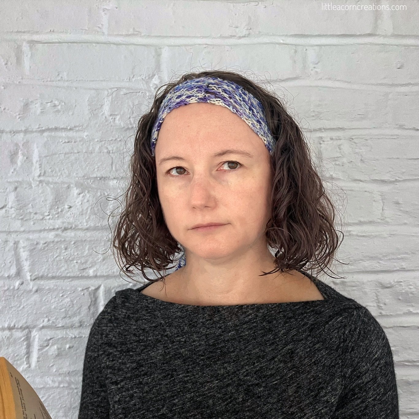 modelled "start with chai" knit hair ribbon.